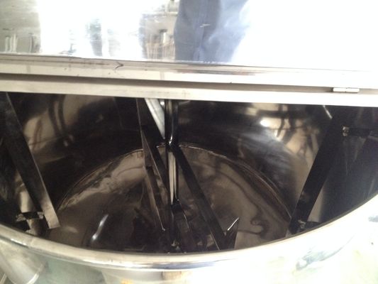 0.6mpa ISO PLC Syrup Mixing Machine , 1500bags/Hour Cosmetic Mixing Machine