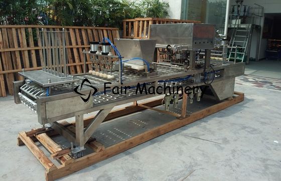 PLC ISO PET Jar Sealing Machine , 0.2CBM/Min 1PH Yogurt Cup Sealing Machine