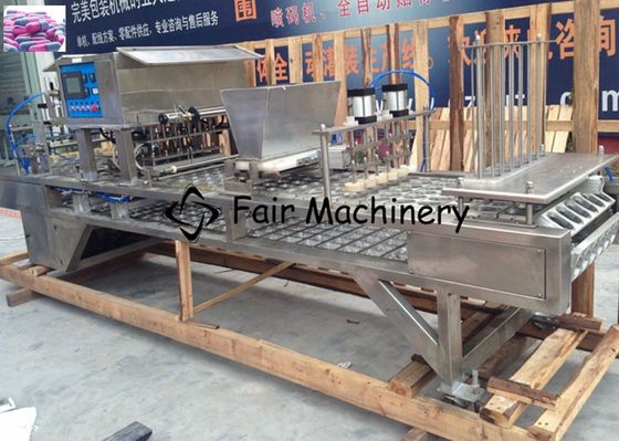 0.8Mpa 90pcs/min Jam Jar Filling Machine , 7.8Kw Liquid Filling And Capping Machine